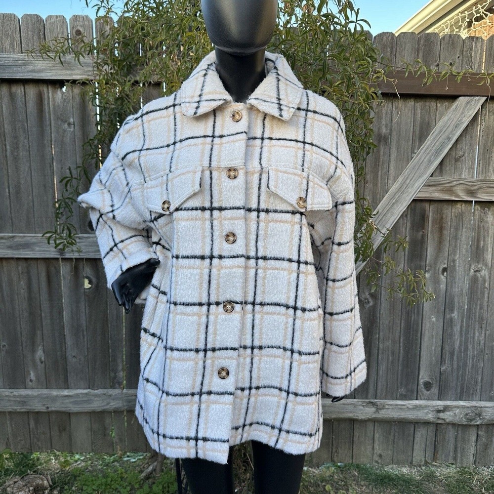 FRNCH Paris Grid Shacket Womens Size Large Cream Button Down Collared Fuzzy